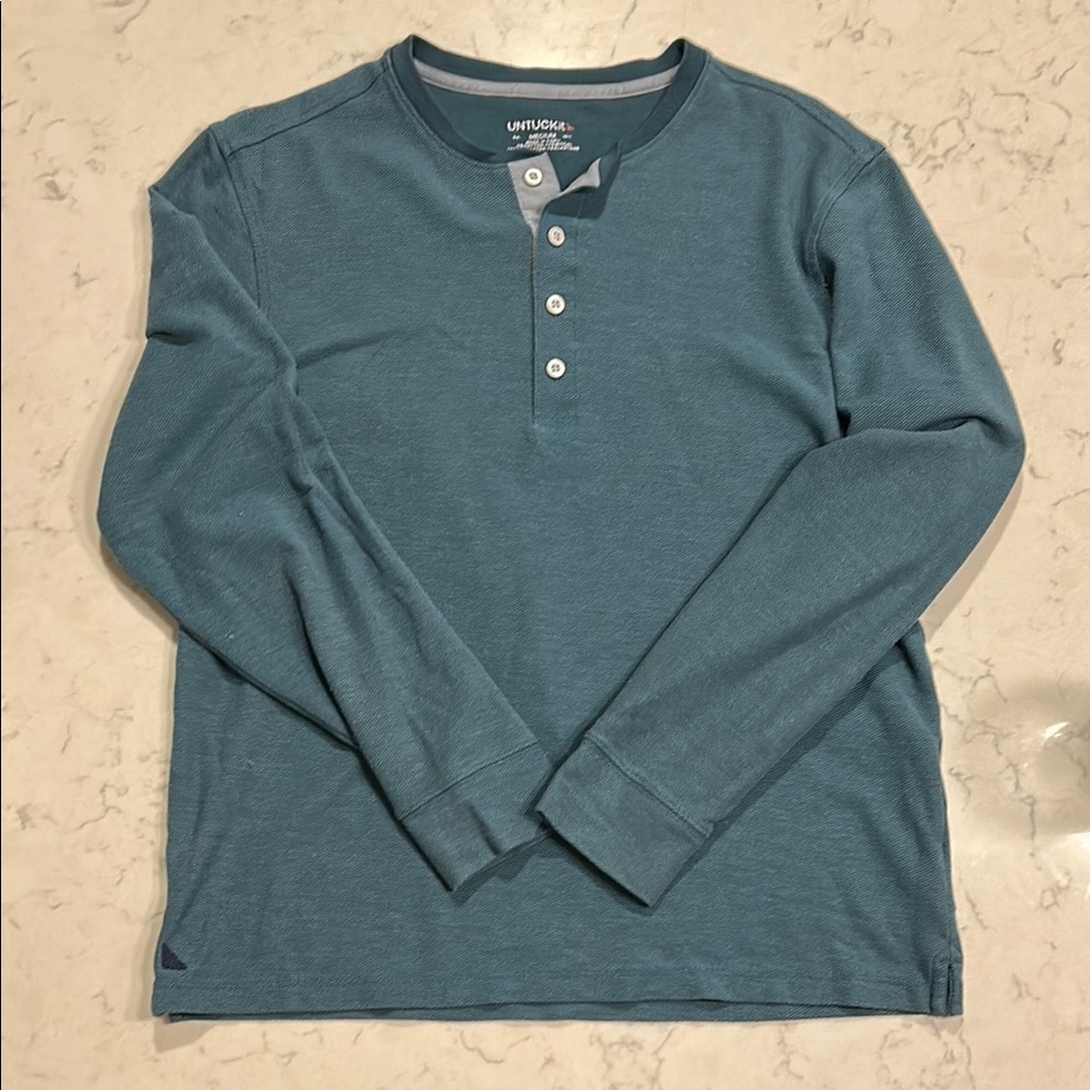 UNTUCKit Blue Long Sleeve Tee